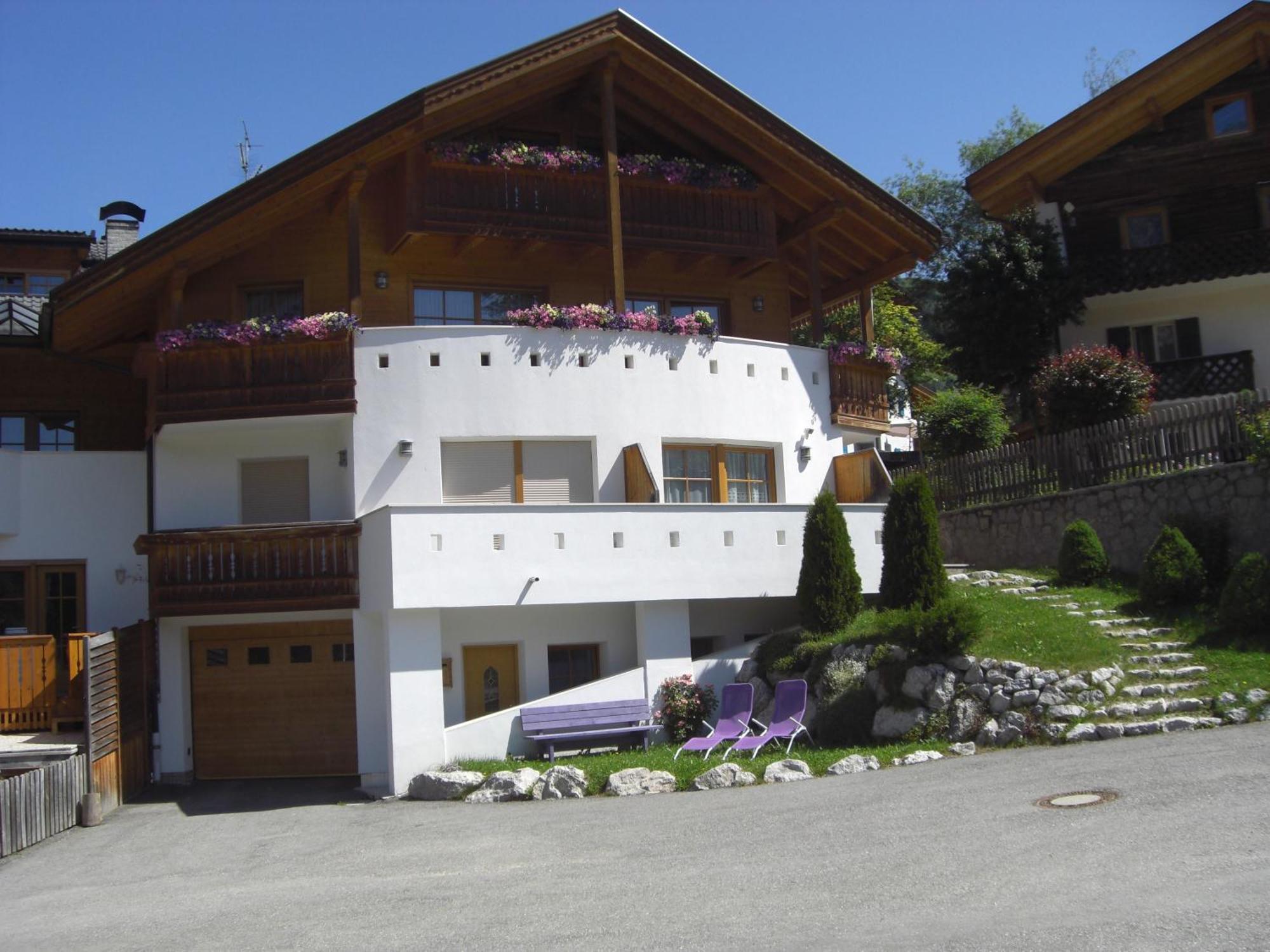 Appartamenti Residence Pars バディーア エクステリア 写真