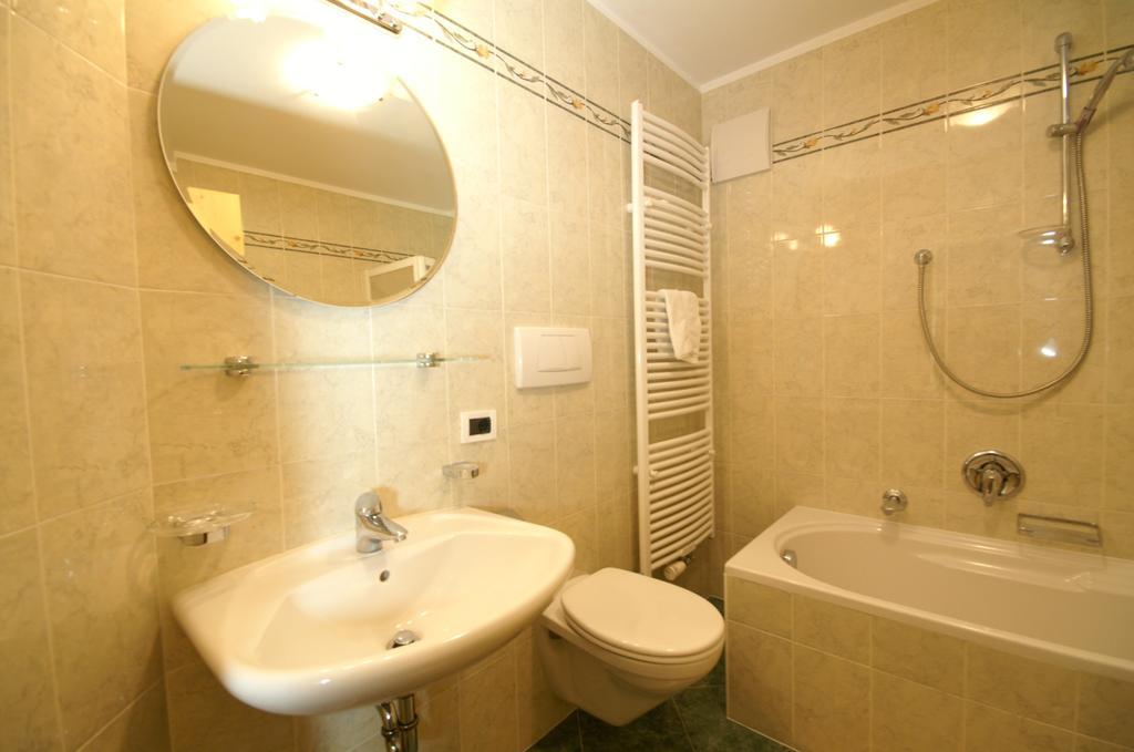 Appartamenti Residence Pars バディーア エクステリア 写真