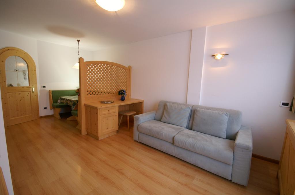 Appartamenti Residence Pars バディーア エクステリア 写真