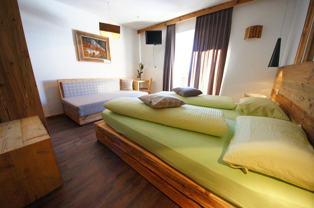 Appartamenti Residence Pars バディーア エクステリア 写真