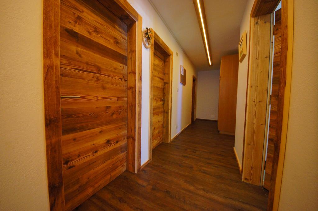 Appartamenti Residence Pars バディーア エクステリア 写真