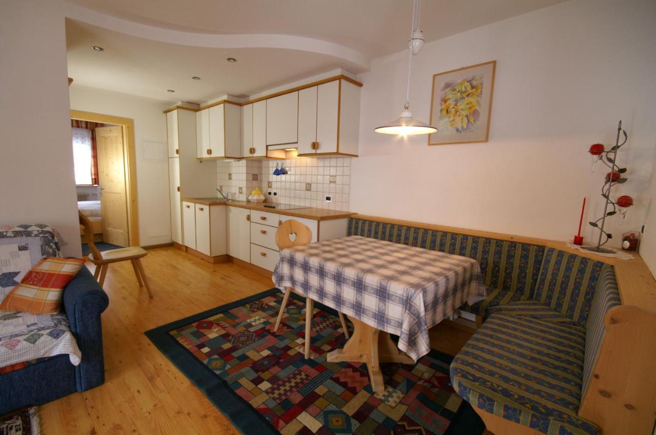 Appartamenti Residence Pars バディーア エクステリア 写真